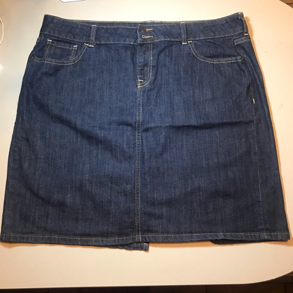 Old Navy Denim Skirt with Pockets Sz 18